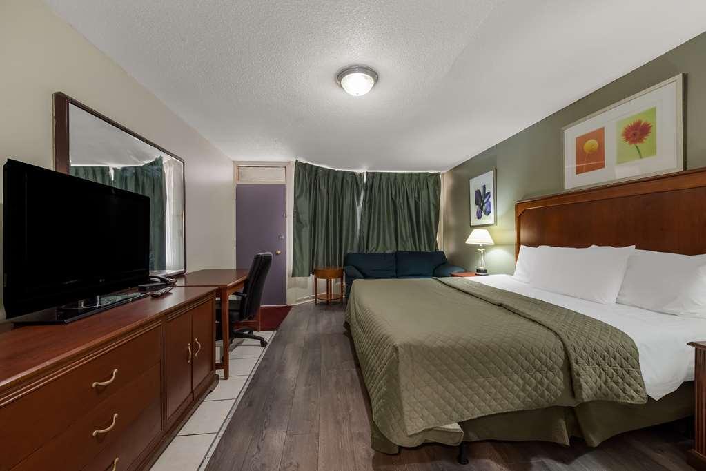 Knights Inn Burlington Quarto foto