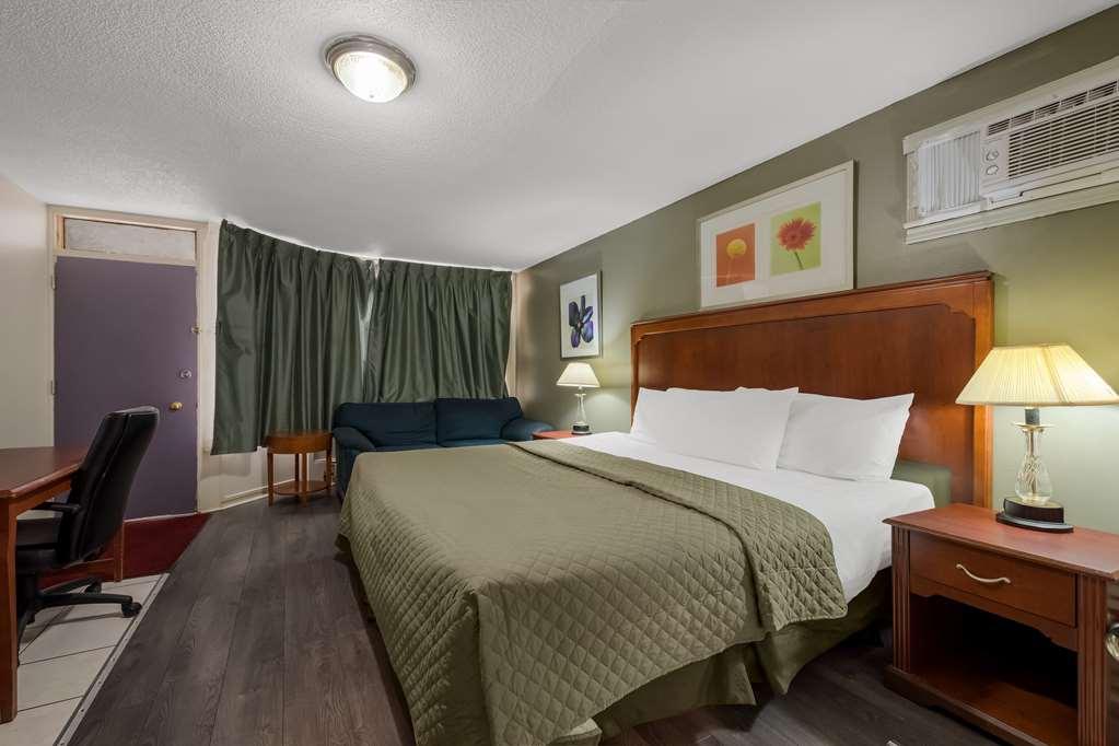 Knights Inn Burlington Quarto foto